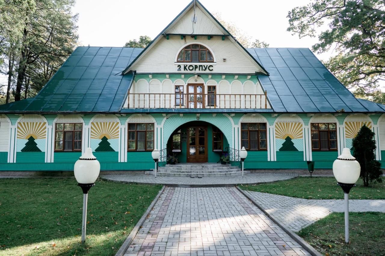 Отель Беловежская Пуща - Отельный Комплекс Жарковщина Zharkovshina